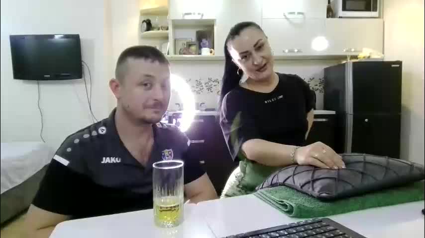 best_ass2000 Cam Model Chat January 24, 2026