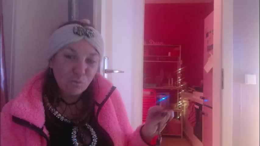 melli23 Cam Model Chat January 24, 2026