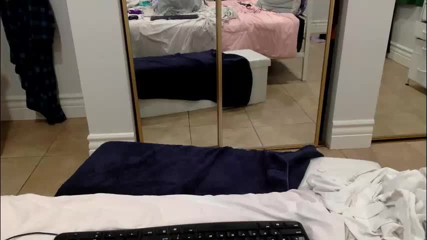 soulmatesxoo34 Cam Model Chat January 24, 2026