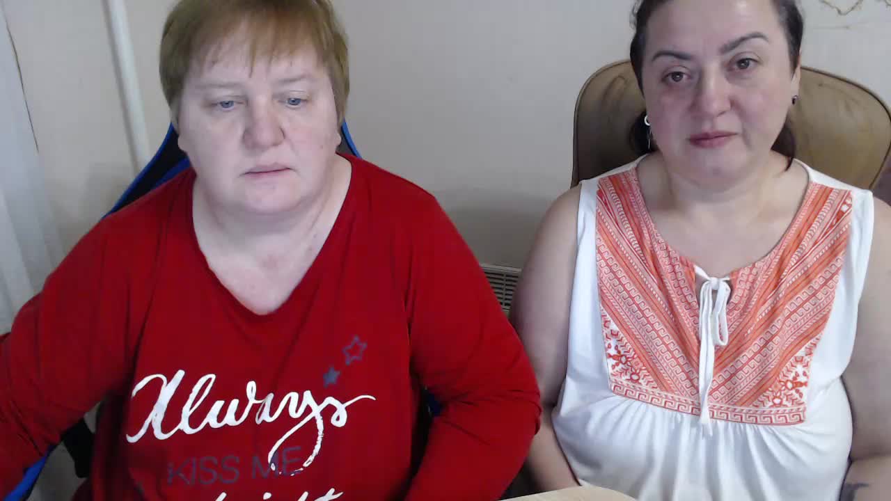 XMollyJaneEX Cam Model Chat January 24, 2026