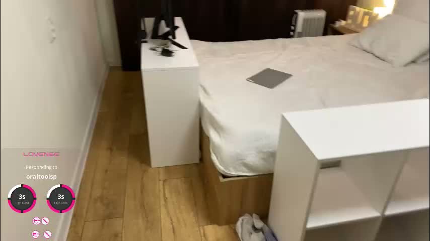 annetmoroz Cam Model Chat January 24, 2026