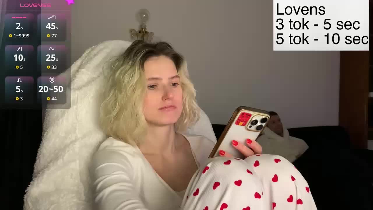 Sexy-Sweets Cam Model Chat January 24, 2026