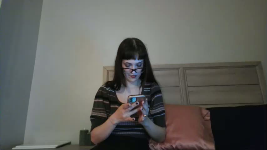 fragilemasochist Cam Model Chat January 24, 2026