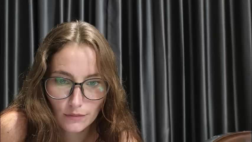 trying2fit Cam Model Chat January 25, 2026