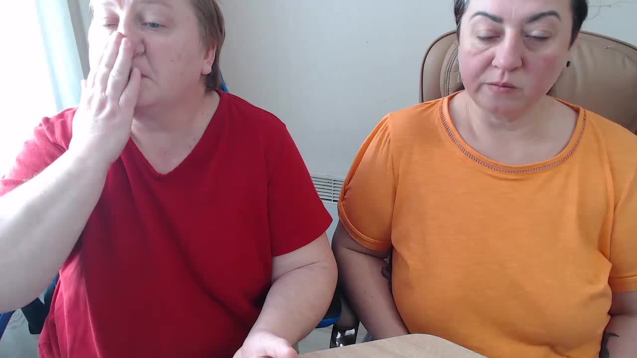 XMollyJaneEX Cam Model Chat January 25, 2026