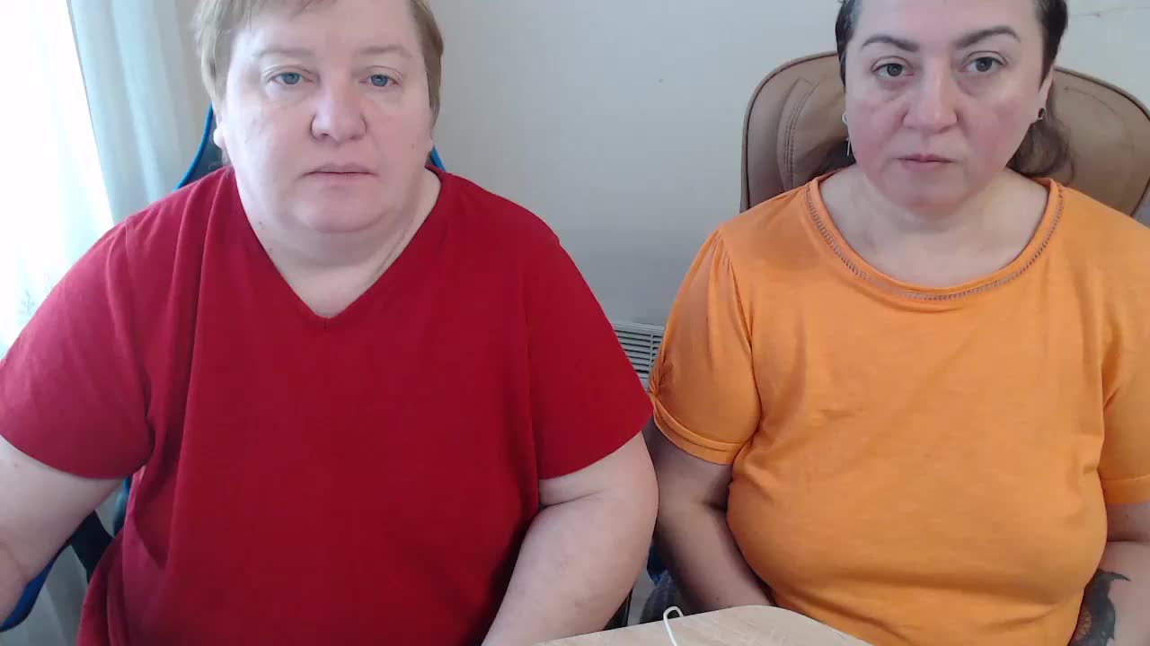 XMollyJaneEX Cam Model Chat January 25, 2026