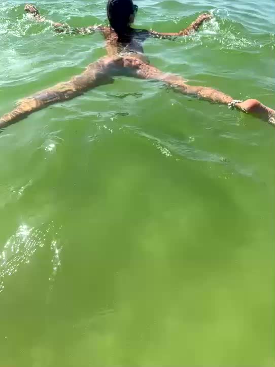 VolnaV Cam Model Chat January 25, 2026