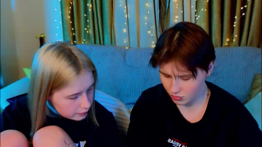 berry_assortment Cam Model Chat January 25, 2026