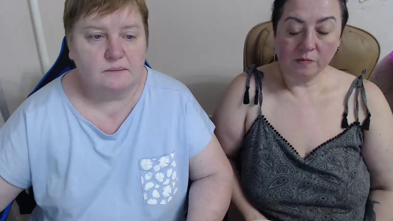 XMollyJaneEX Cam Model Chat January 25, 2026