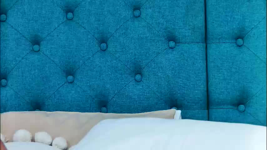 emilycolle_ Cam Model Chat January 25, 2026