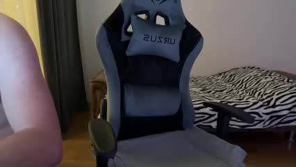 _M_O_L_O_K_O_ Cam Model Chat January 25, 2026