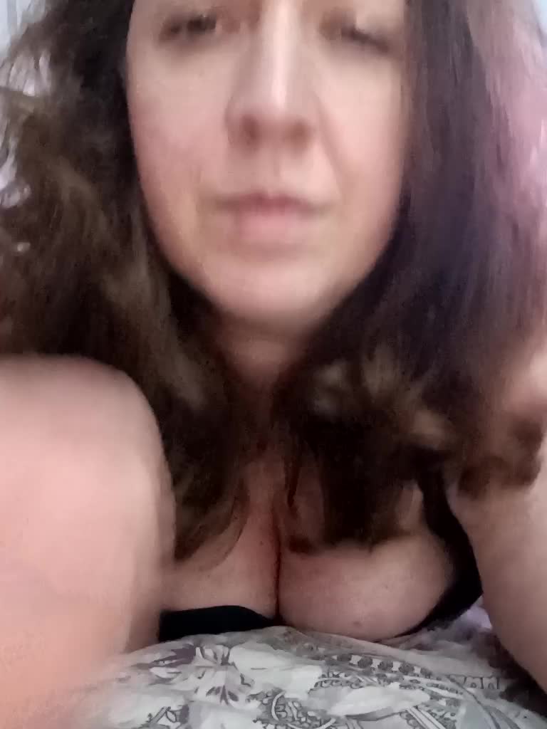 Your_favorite_couple Cam Model Chat January 25, 2026