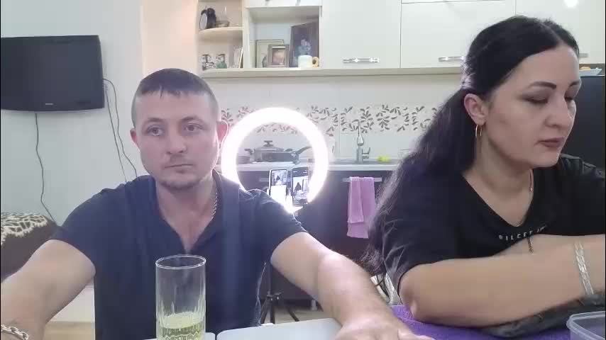 best_ass2000 Cam Model Chat January 25, 2026