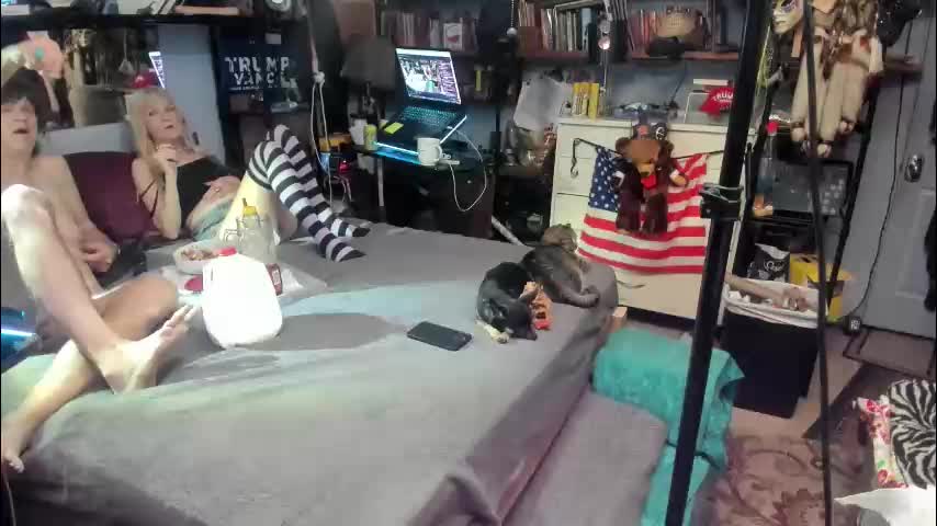 pink_black Cam Model Chat January 25, 2026