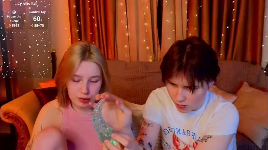 berry_assortment Cam Model Chat January 25, 2026