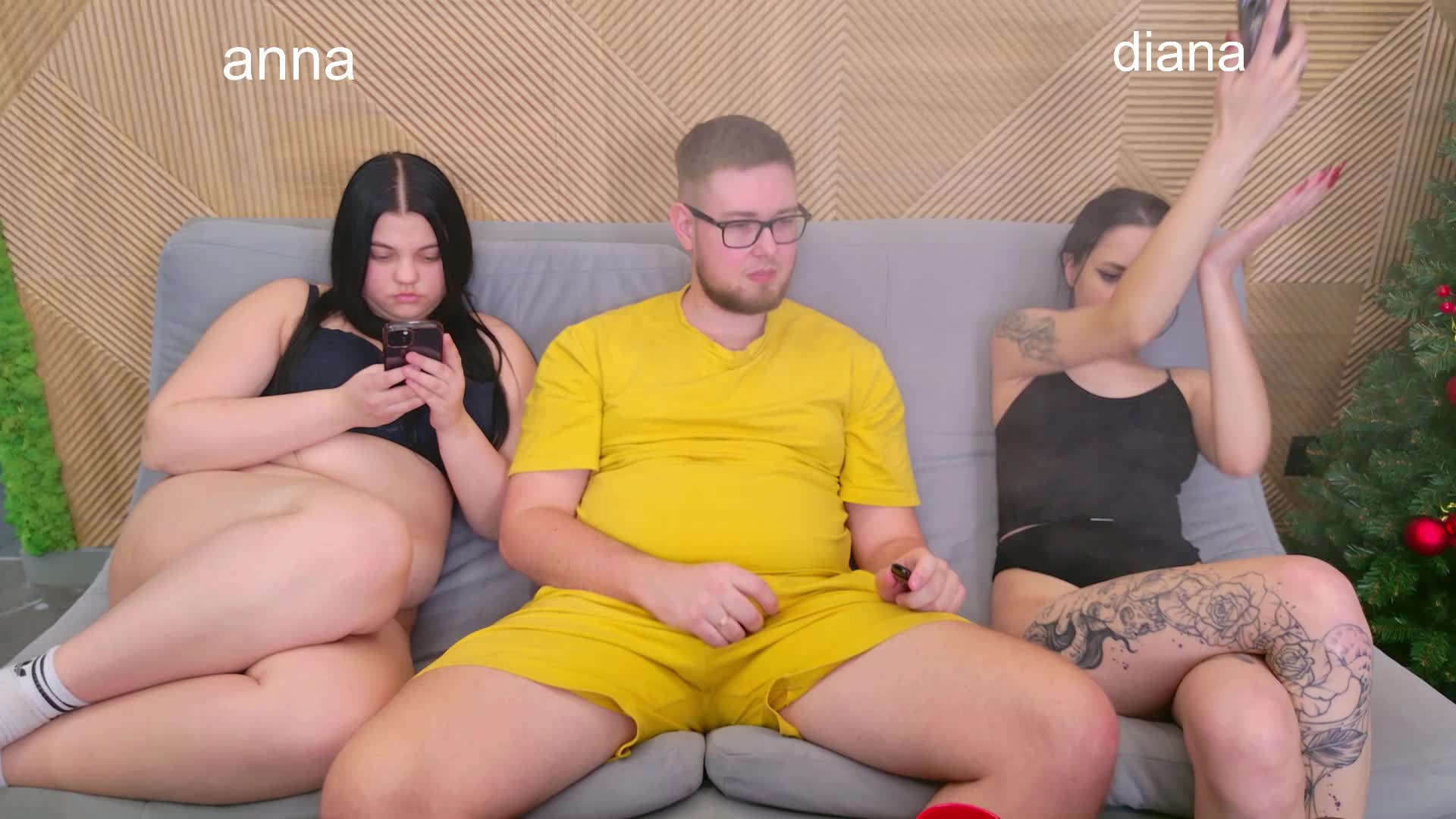 WebcamSlut Cam Model Chat January 25, 2026