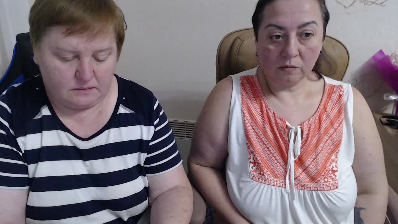 XMollyJaneEX Cam Model Chat January 26, 2026