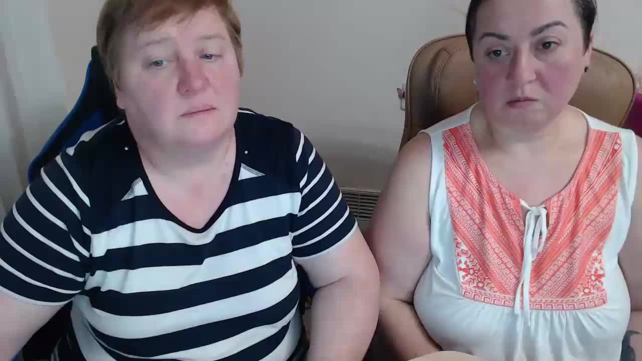 XMollyJaneEX Cam Model Chat January 26, 2026