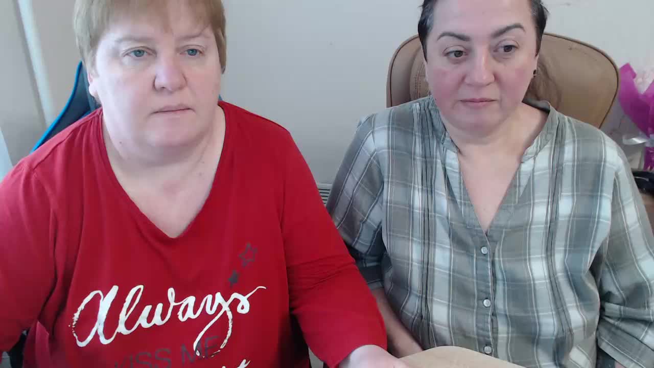 XMollyJaneEX Cam Model Chat January 26, 2026