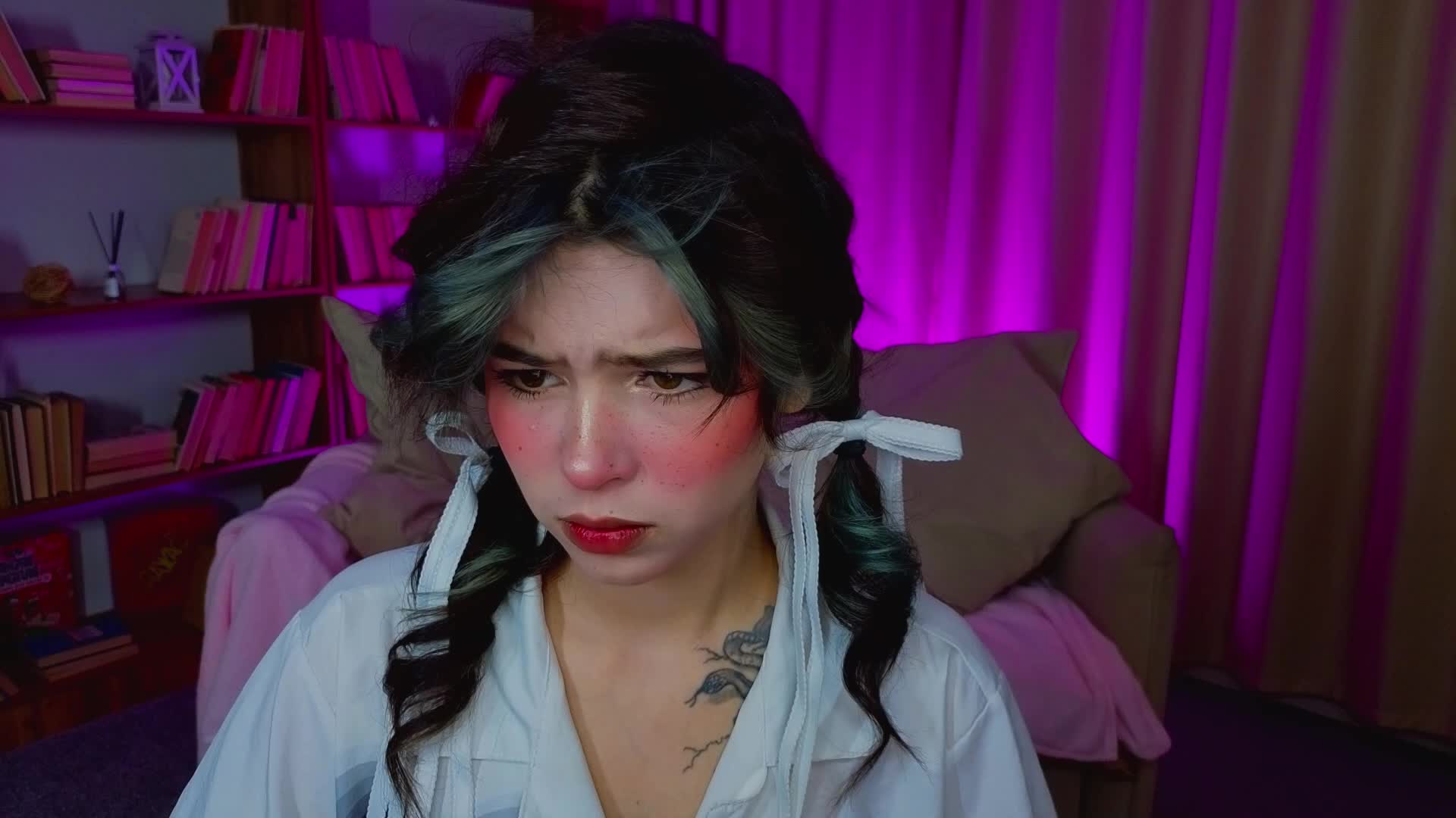 CoralineJones Cam Model Chat January 26, 2026