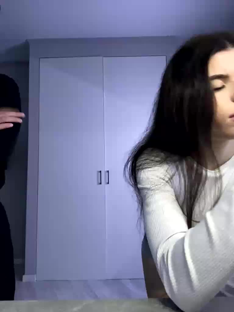 Room_of_love Cam Model Chat January 26, 2026