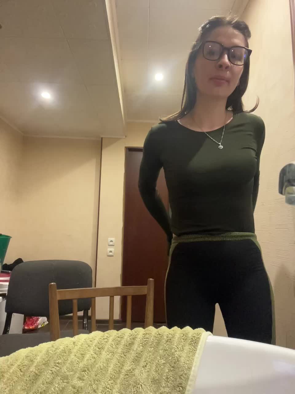 AHAHAC_HAXPEH_B_yHuTa3 Cam Model Chat January 26, 2026