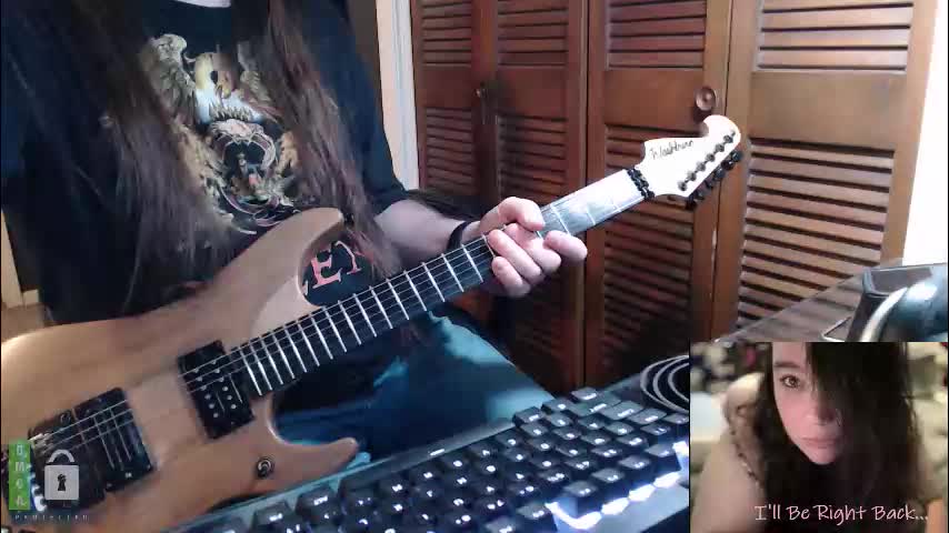 livewifecambjs Cam Model Chat January 26, 2026