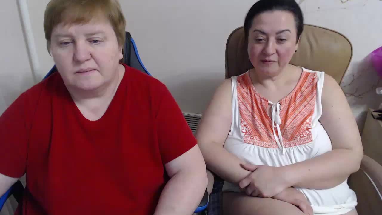 XMollyJaneEX Cam Model Chat January 27, 2026