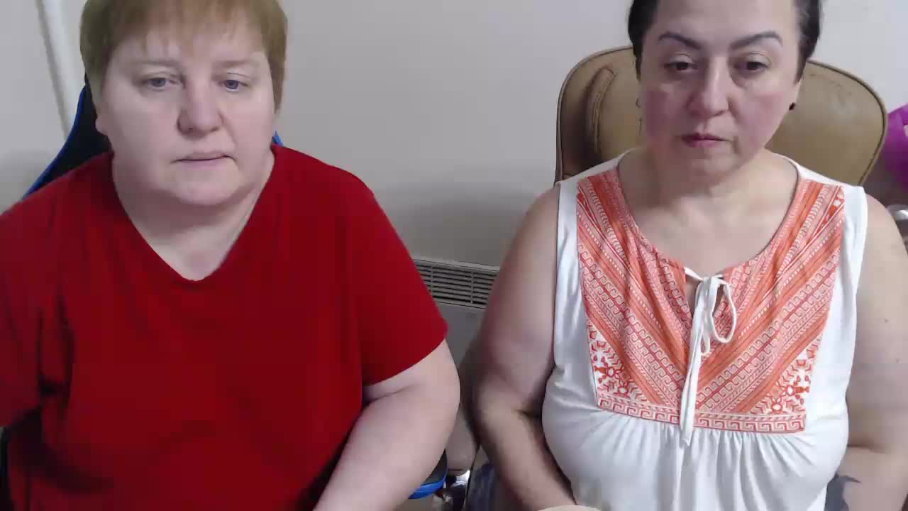 XMollyJaneEX Cam Model Chat January 27, 2026