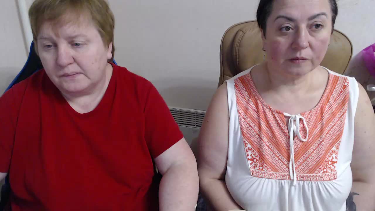 XMollyJaneEX Cam Model Chat January 27, 2026