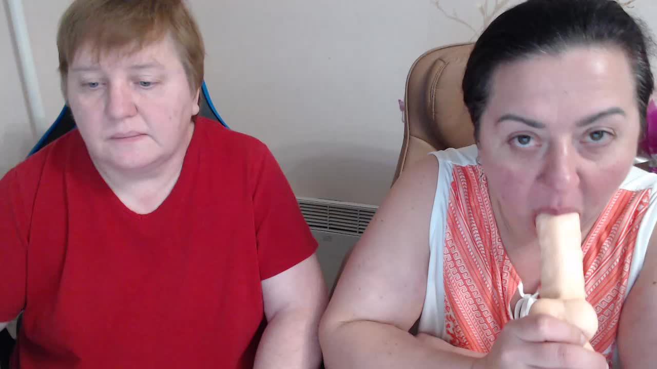 XMollyJaneEX Cam Model Chat January 27, 2026