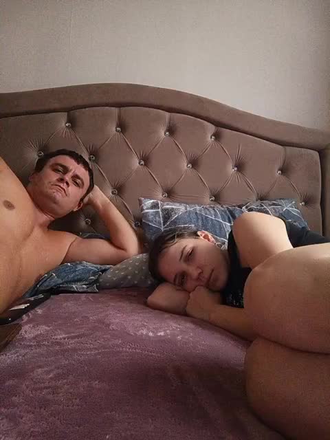 UAlinas2003 Cam Model Chat January 28, 2026