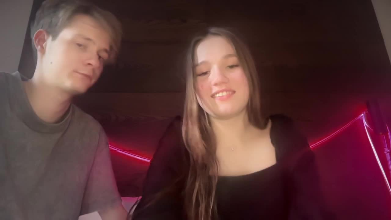 titsDestroy2007 Cam Model Chat January 28, 2026