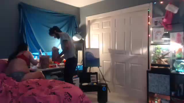 jadelondonxo Cam Model Chat January 28, 2026