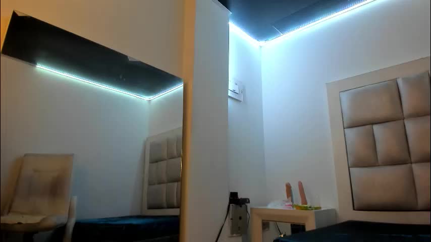 emma__js_ Cam Model Chat January 28, 2026