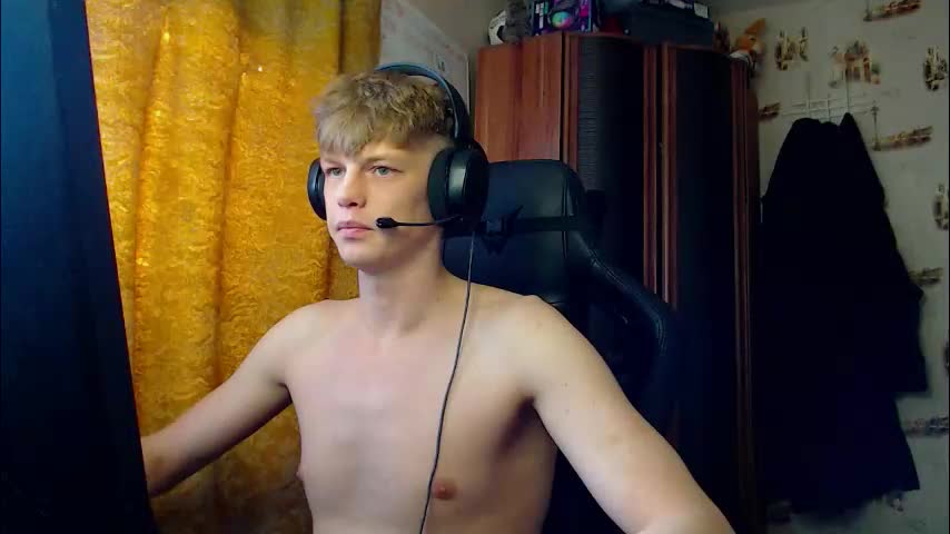 shyredstar Cam Model Chat January 28, 2026