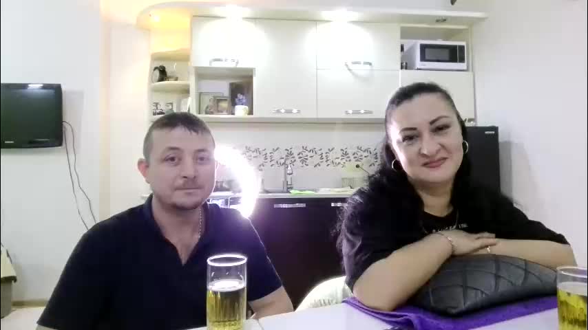best_ass2000 Cam Model Chat January 28, 2026