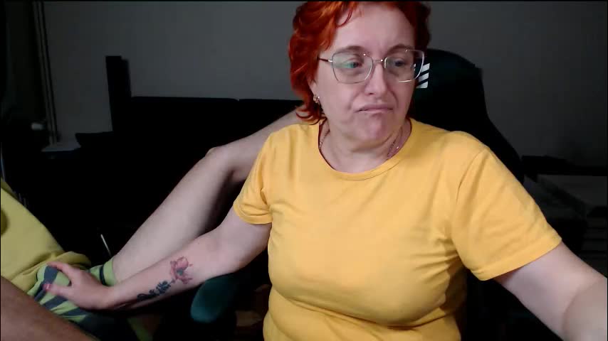 joannaandneighbour Cam Model Chat January 28, 2026