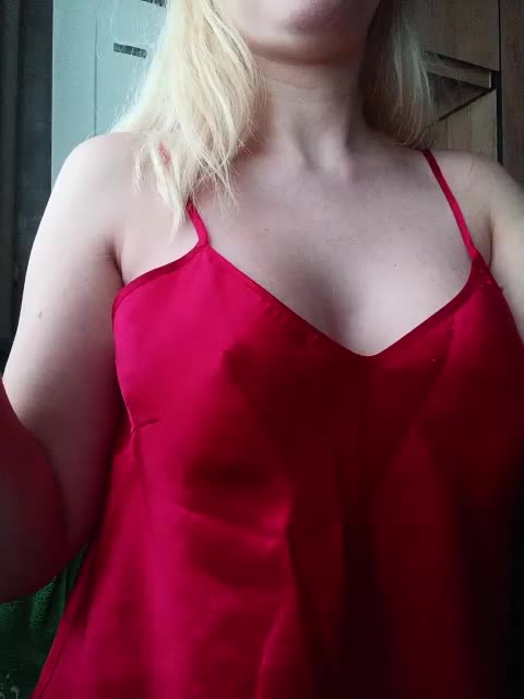 fruittella Cam Model Chat January 28, 2026