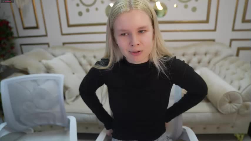 sweetdesiree_ Cam Model Chat January 28, 2026