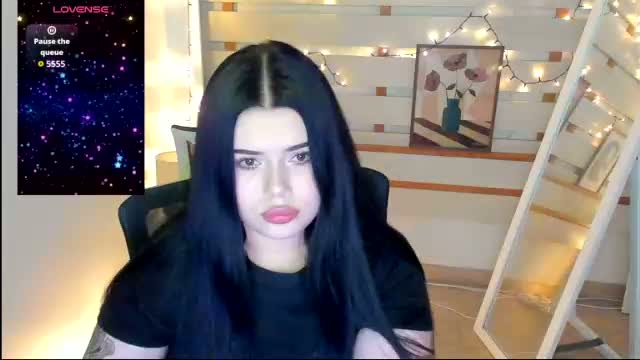 naomivibes Cam Model Chat January 28, 2026