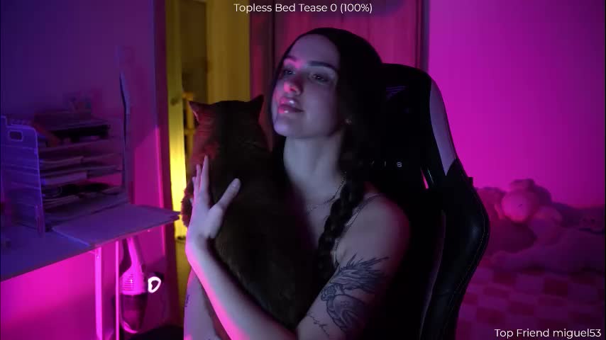 savvage_play Cam Model Chat January 28, 2026