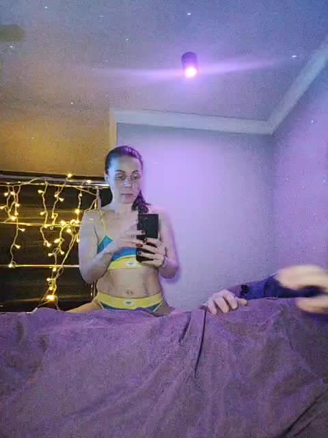 WILD-love-WILD Cam Model Chat January 29, 2026