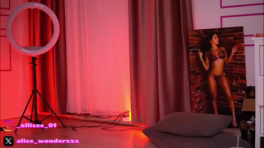 vanessasimon Cam Model Chat January 29, 2026