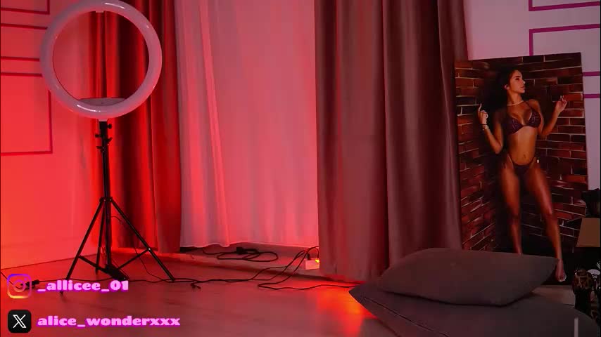 vanessasimon Cam Model Chat January 29, 2026