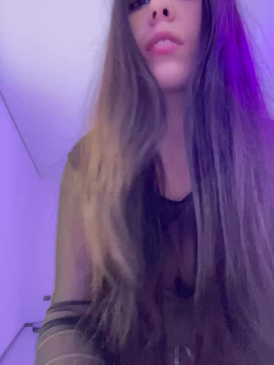 Potifays Cam Model Chat January 29, 2026