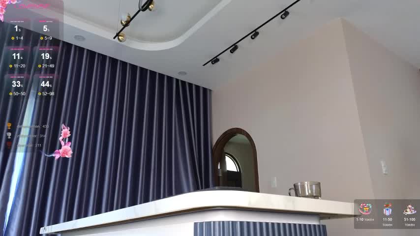 hot_ass_18 Cam Model Chat January 29, 2026