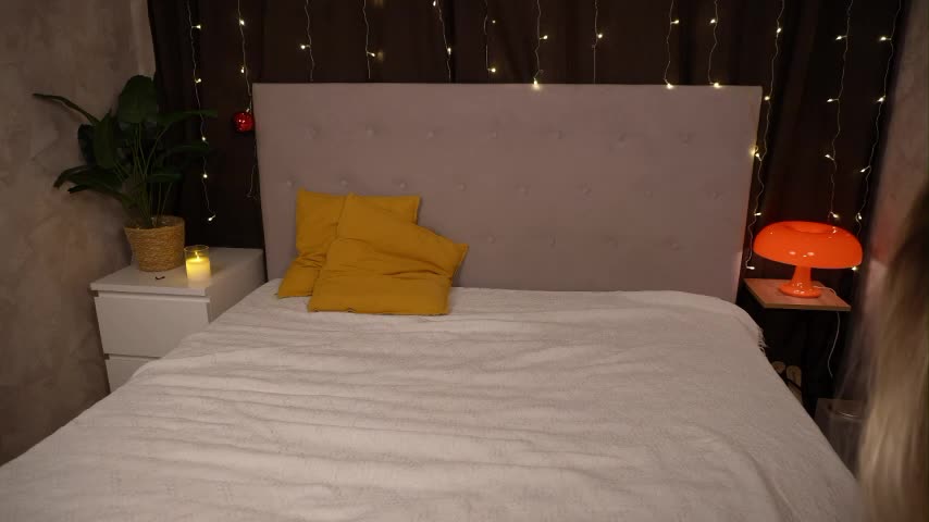 wineandboobss Cam Model Chat January 29, 2026