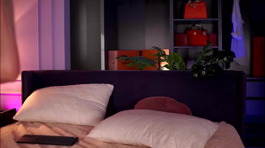 monique_celeste Cam Model Chat January 29, 2026