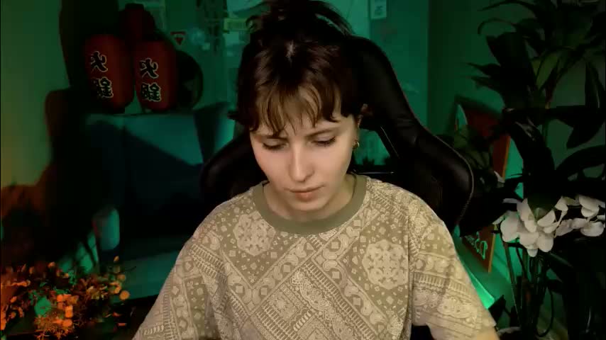 lolaasmus Cam Model Chat January 30, 2026